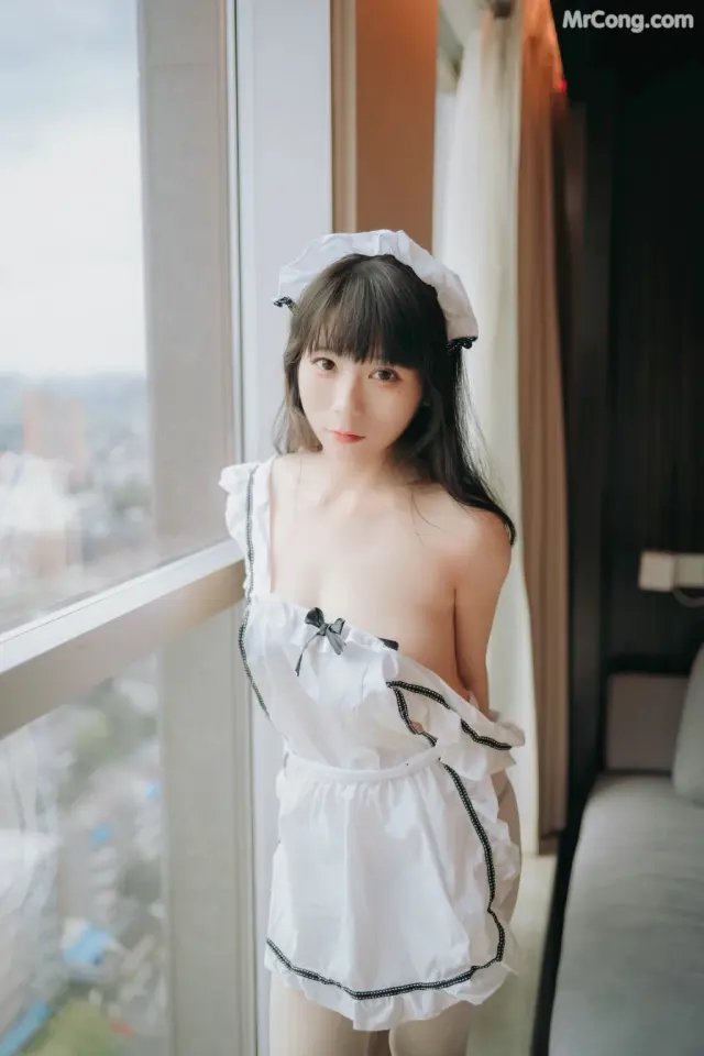 Coser@usejan蓝蓝 Vol.011: 小厨娘 (46 photos)