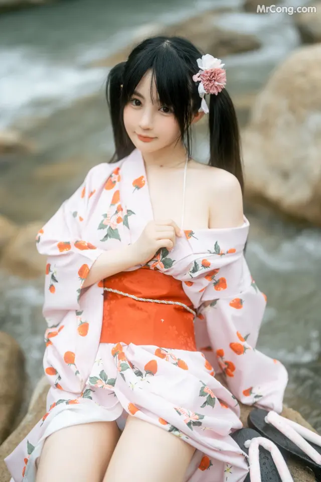 Coser@桜井宁宁: 浴衣 (56 photos)