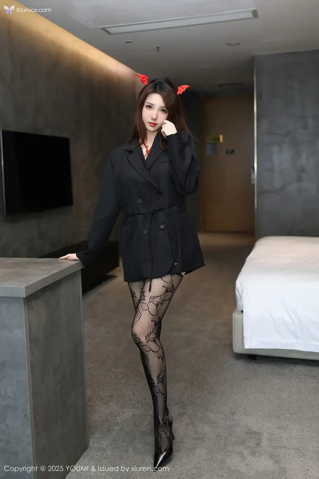 YouMi尤蜜荟 4K Vol.1176 桃桃夭夭twins (74 photos)