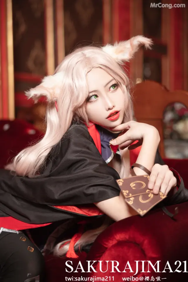 Coser@樱岛嗷一: 明日方舟 远山 (8 photos)