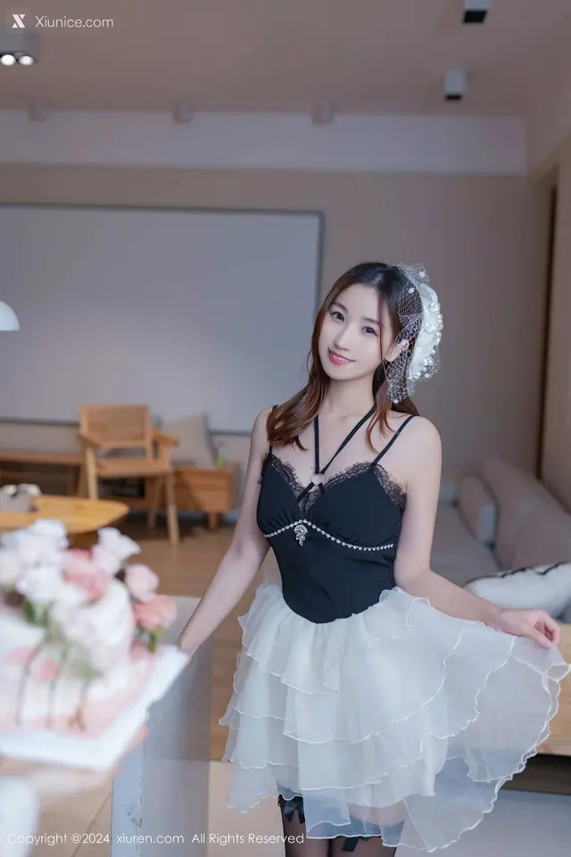 Xiuren秀人网 No.8398 杏子Yada (80 photos)
