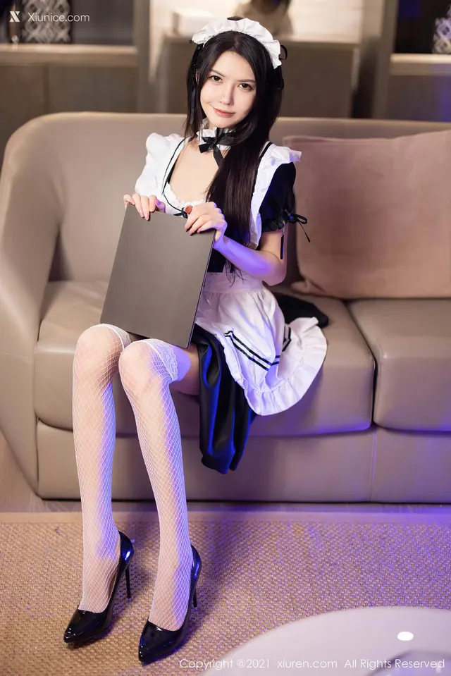 XIUREN No.4182: 媛媛酱belle (41 photos)