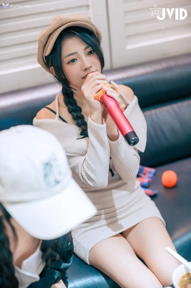 JVID 妍妍 Angel – 生日酒醉の強制性侵妍妍喝醉遭友人帶回脫光侵犯開腿露出美鮑主動撫摸肉棒 (616 photos)