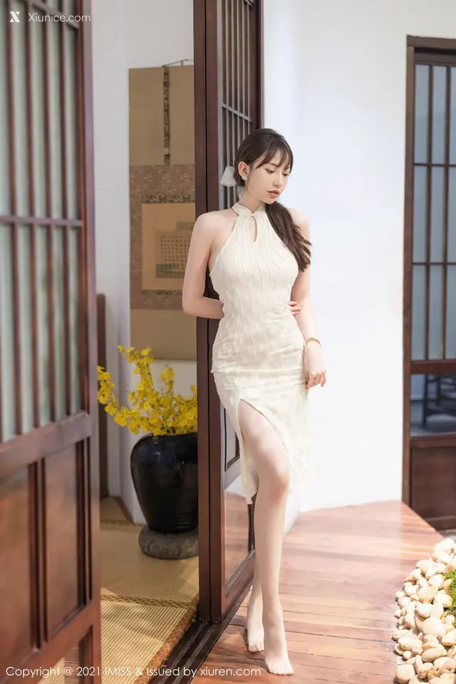 IMiss爱蜜社 No.0636 Lynn刘奕宁 (25 photos)