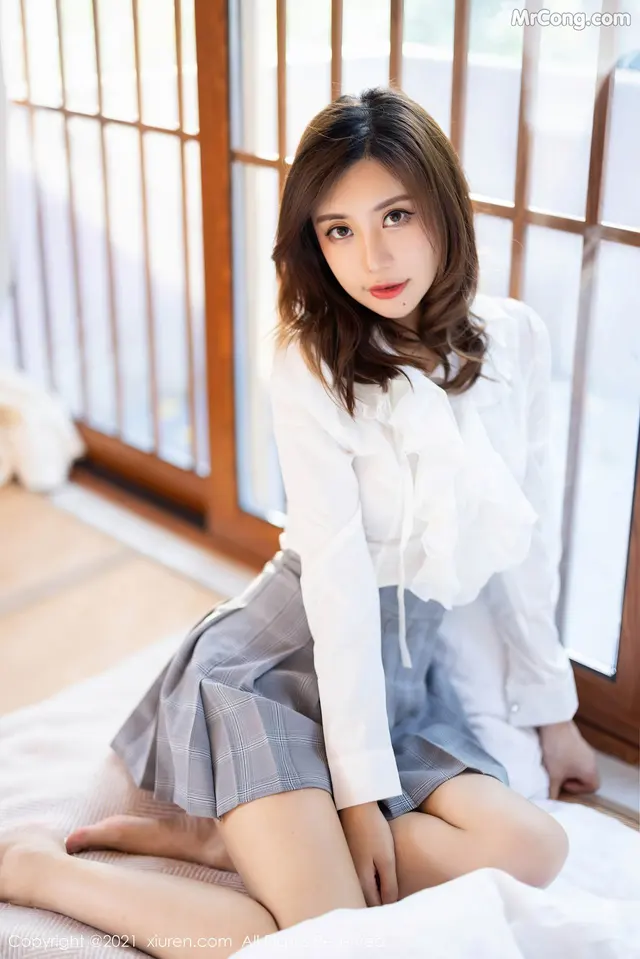 XIUREN No.4192: Ula (绮里嘉) (46 photos)