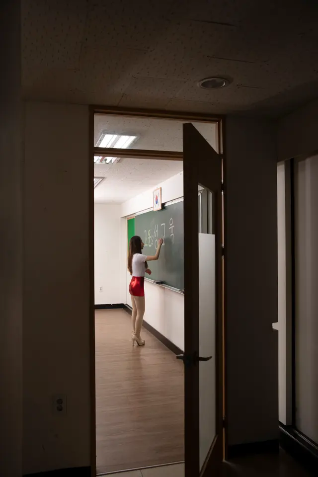 [BUNNY] LeeHa - A Fuxx Teacher S.3 Brainwashed Teacher (101 photos)
