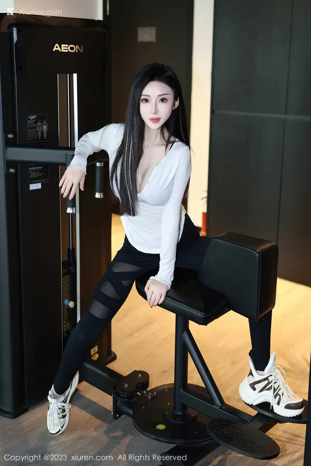 Xiuren秀人网 No.7705 田兮白 (90 photos)