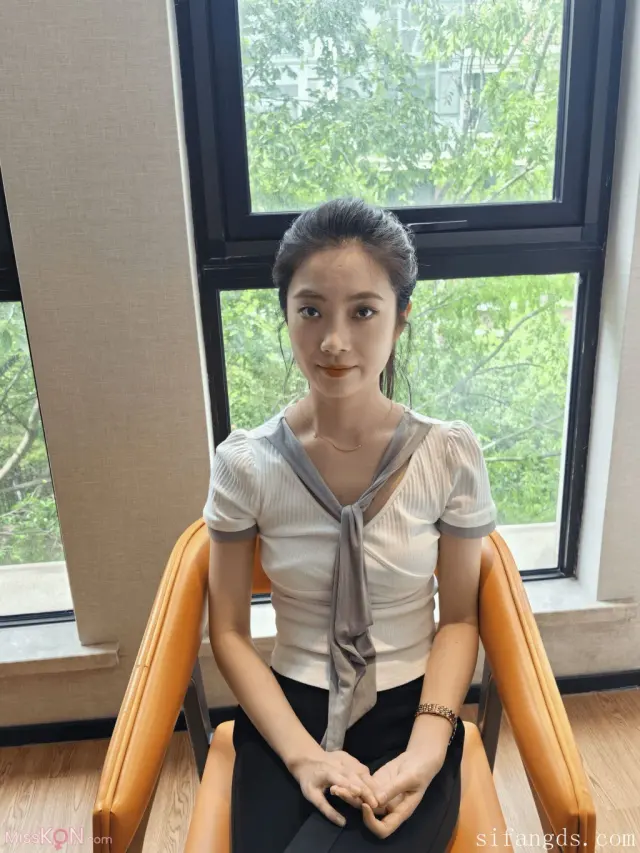 [Private Photoshoot] 茉莉花: 素人模特 酒店全尺度私拍 (498 photos)