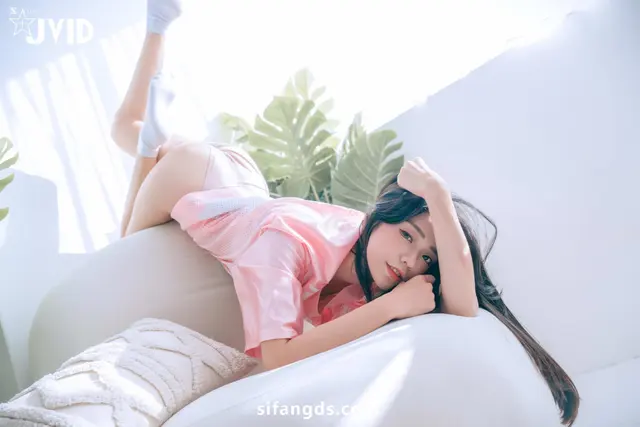 JVID – 妍妍 Angel – 重磅人氣女神全裸露毛高價作品極品 (313 photos)