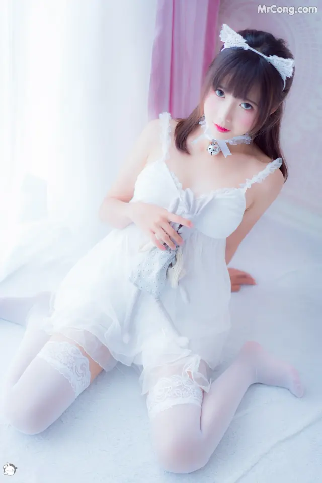 Cosplay@兔玩映画 Vol.013: 吊带睡衣 (50 photos)