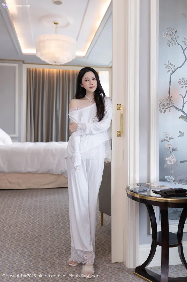 Xiuren秀人网 4K No.10445 鱼子酱Fish (82 photos)