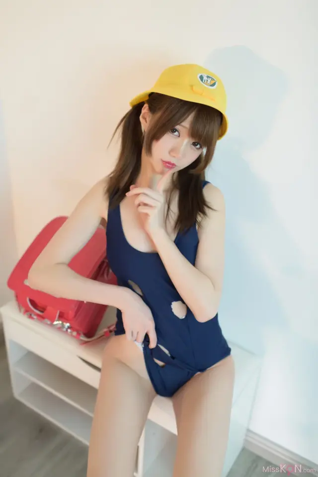 Coser@NAGISA魔物喵: 便所秘密 (202 photos)