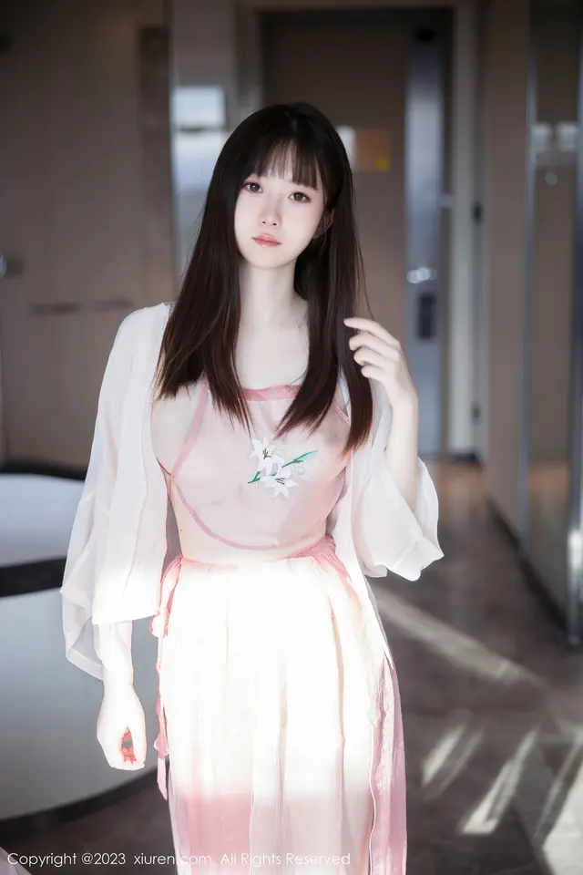 XIUREN No.6926 林悠悠 (78 photos)
