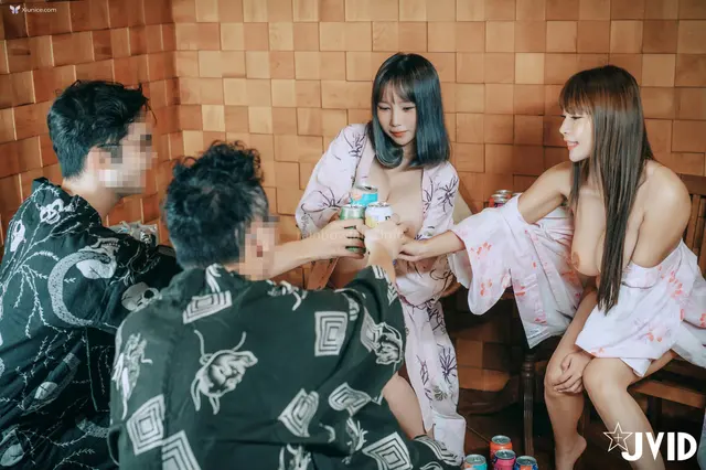 JVID 于心 Lele 樂樂 – 上空無碼學長幫學妹慶祝畢業邀請兩人泡溫泉泥醉混亂 (178 photos)