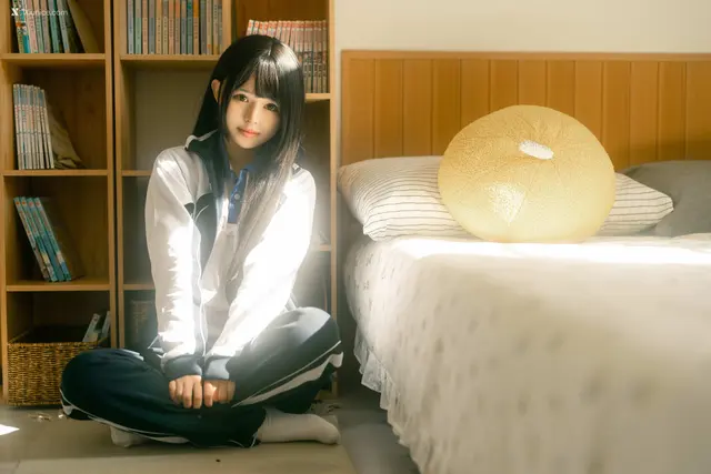 Coser@rua阮阮 – rua阮阮 – 居家少女 (40 photos)