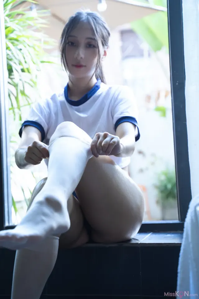 Coser@浅安安: 体操服 (47 photos)