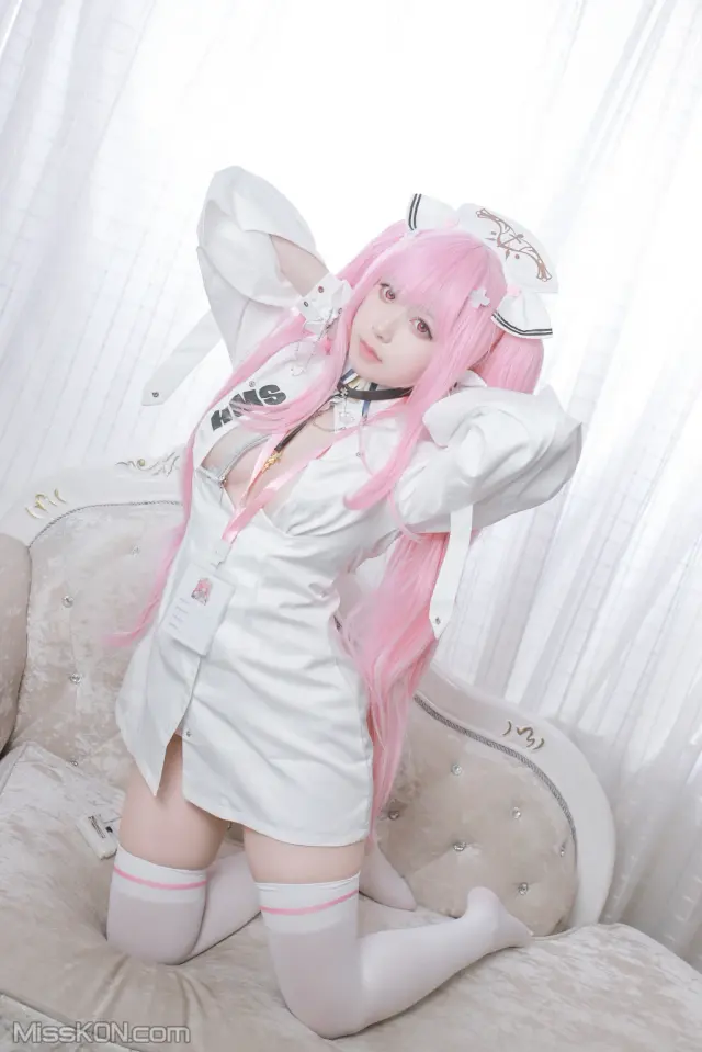 Coser@Asagiriai (愛ちゃん): 英仙座护士服 (20 photos)