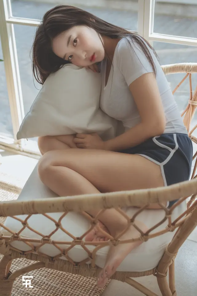SAINT Photolife – Zenny (신재은) – One Summer Day (50 photos)