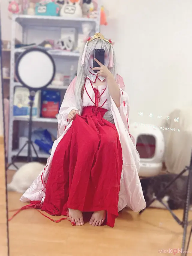Coser@懒懒睡不醒 & 朝武芳乃: 极品嫩妹 捆绑jk (55 photos + 2 videos)
