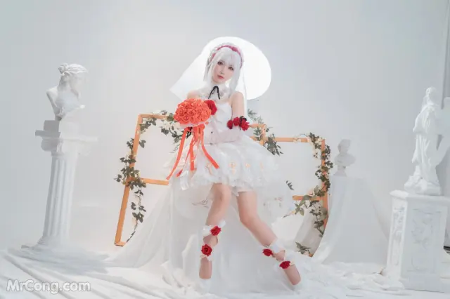 Coser@面饼仙儿 No.089: 德丽莎婚纱 (13 photos)