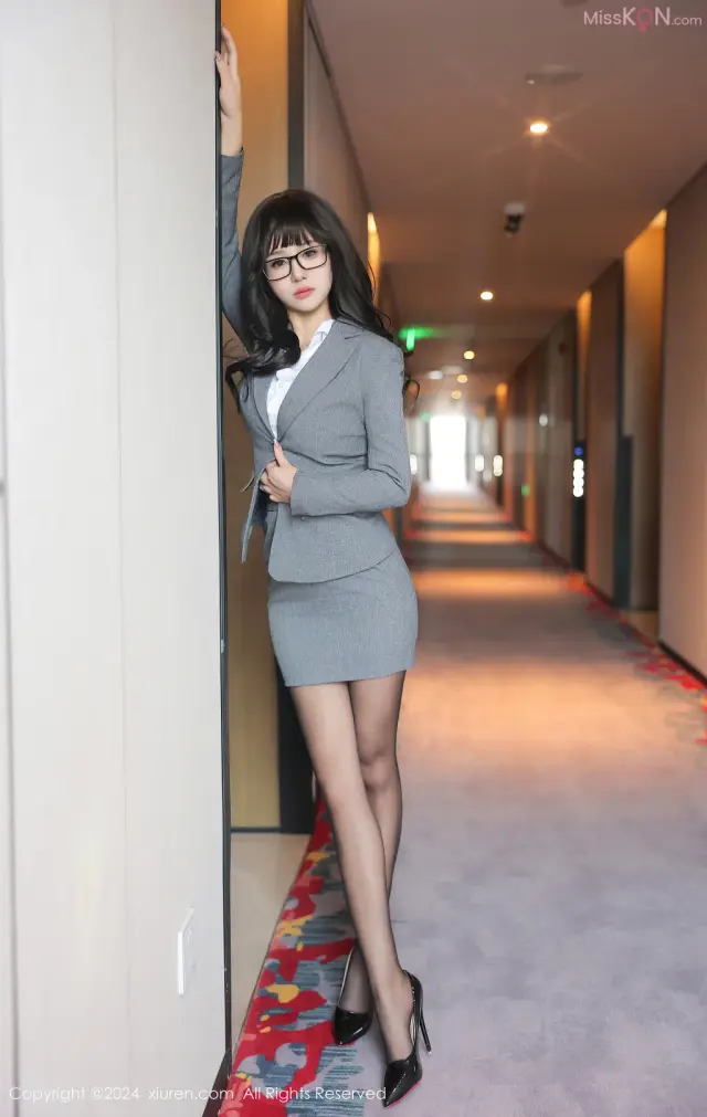 XIUREN No.8496 – 8505 (862 photos)