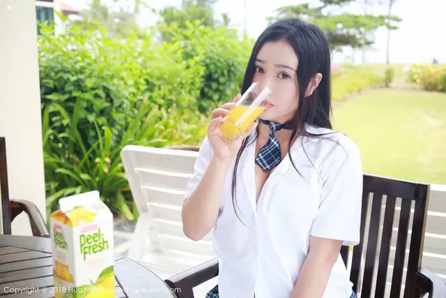 HuaYan花の颜 Vol.0060 Manuela玛鲁娜 (35 photos)