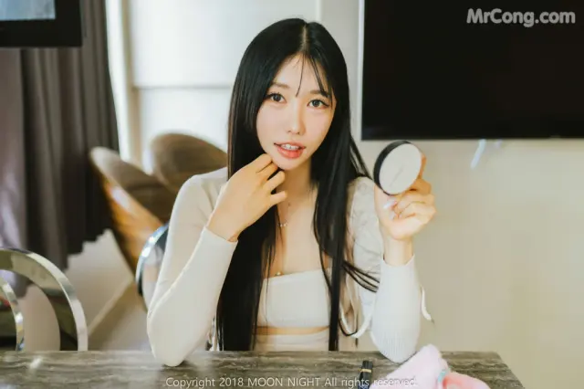 Moon Night Snap Yunjin - Peach