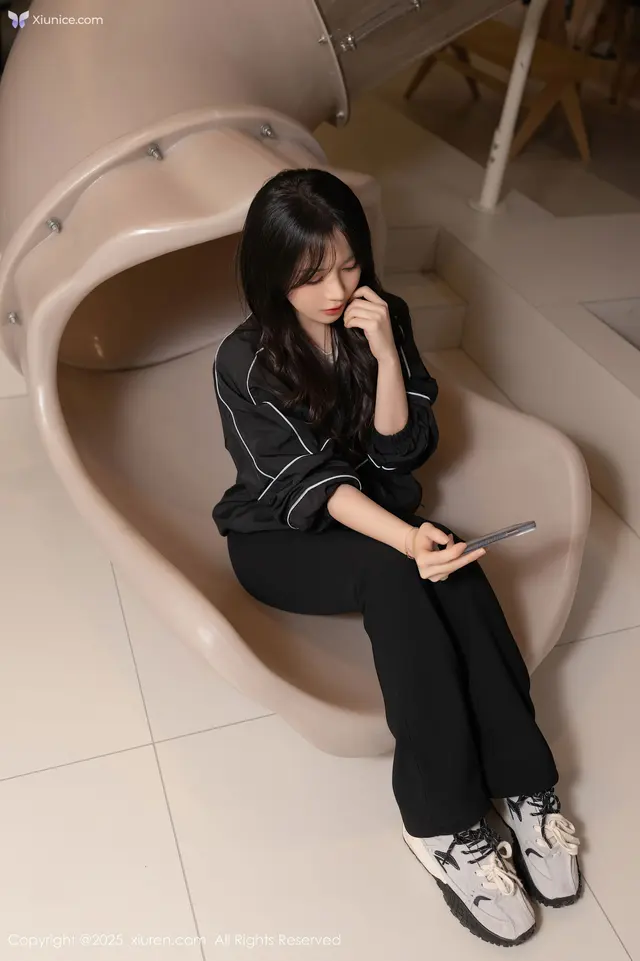 Xiuren秀人网 4K No.10112 鱼子酱Fish (59 photos)