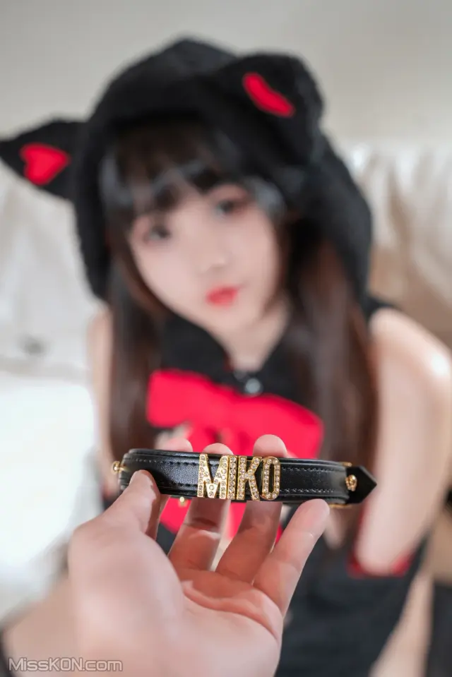 Coser@miko酱ww: 礼物猫猫 (42 photos)