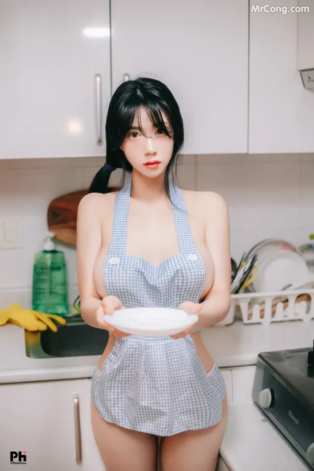 [Paranhosu] Sia_S22: Photo Book Vol.2 Girlfriend (163 photos)