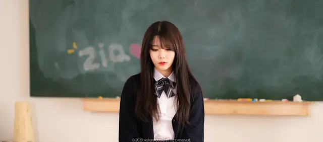 Zia (지아): After School (Ver.2) (79 photos + 1 video)