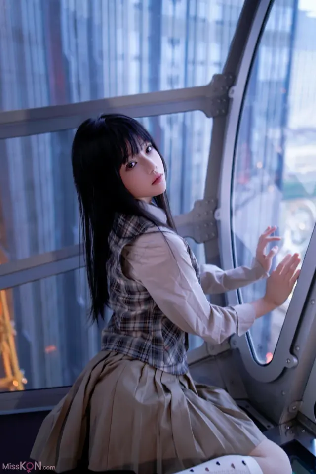 Coser@桜桃喵: 制服摩天轮 (27 photos)