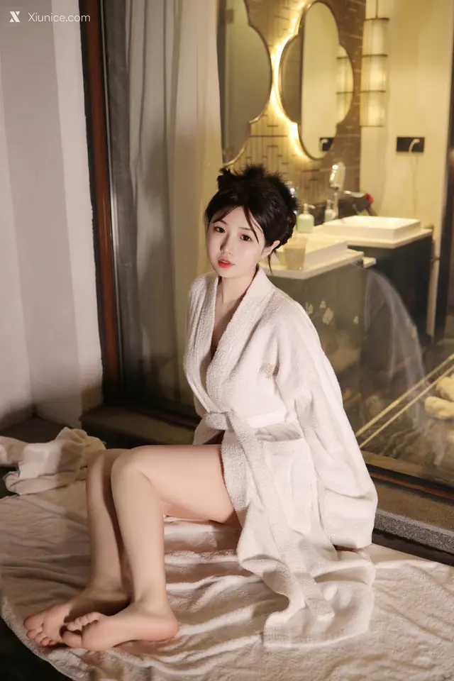 [XR Uncensored] Chen Xiaohua (陈小花): SPA热油按摩内购版