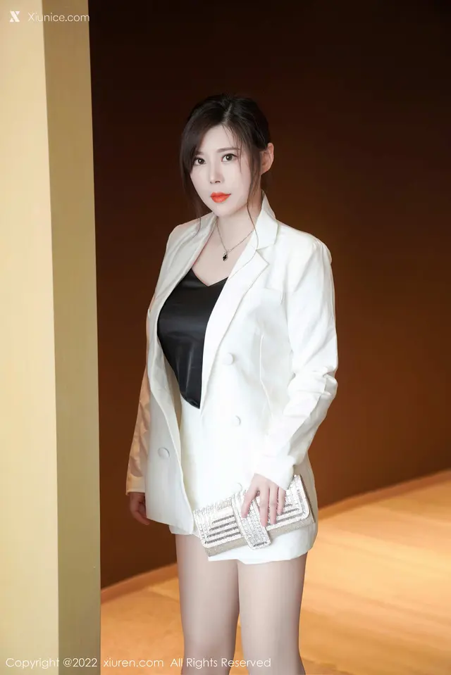 XIUREN No.4885: Bai Ru Xue (白茹雪) (72 photos)