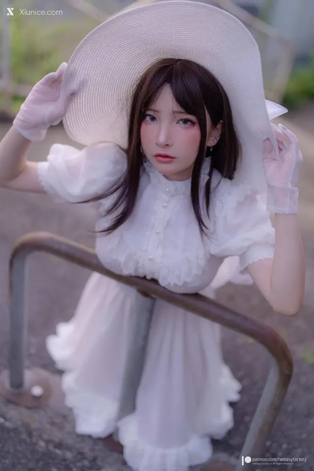 Fantasy Factory 小丁 Hachishaku-sama (51 photos)
