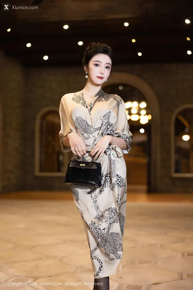 Xiuren秀人网 No.8510 王馨瑶yanni (82 photos)