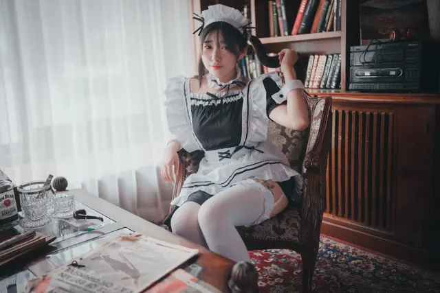 DJAWA Photo – Sonson (손손): “Maid Mansion Nº6” (+S.Ver) (129 photos)