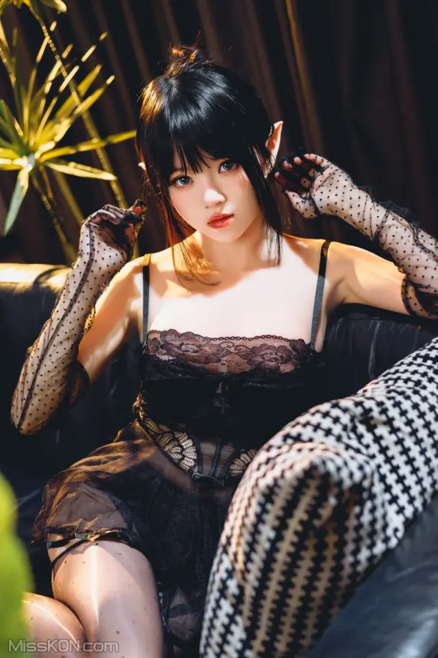 Coser@桜桃喵: 夜纱 (43 photos)