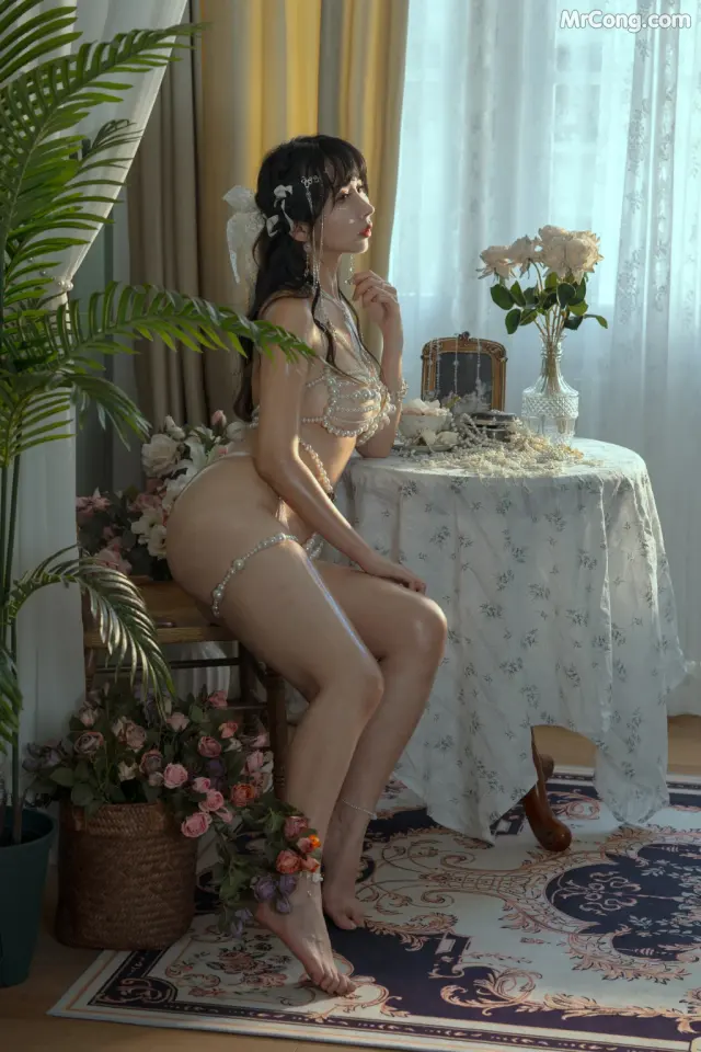 Coser@云溪溪 (Yunx1x1) Vol.28 奶桃 薄暮 (50 photos)