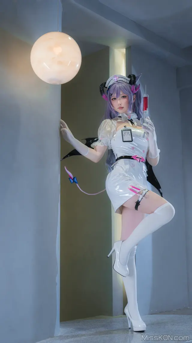 Coser@樱梨梨: 刻晴魅魔护士 (30 photos)