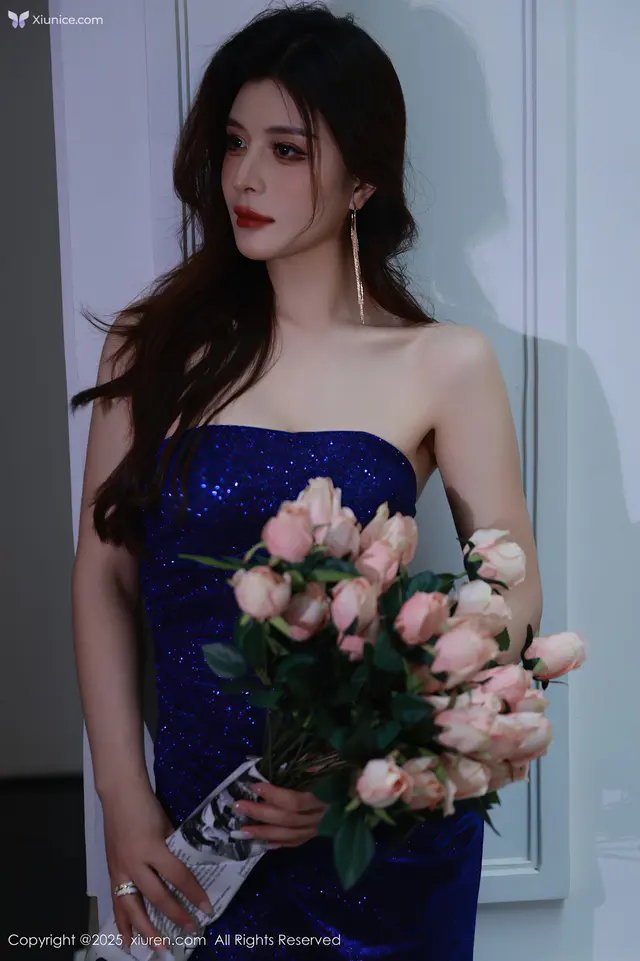 Xiuren秀人网 4K No.10740 阿依莎 (72 photos)
