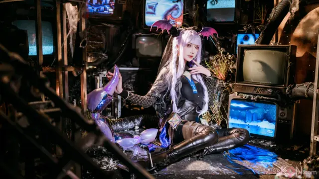 Coser@源纱希喵喵喵: 狮蝎 (23 photos)