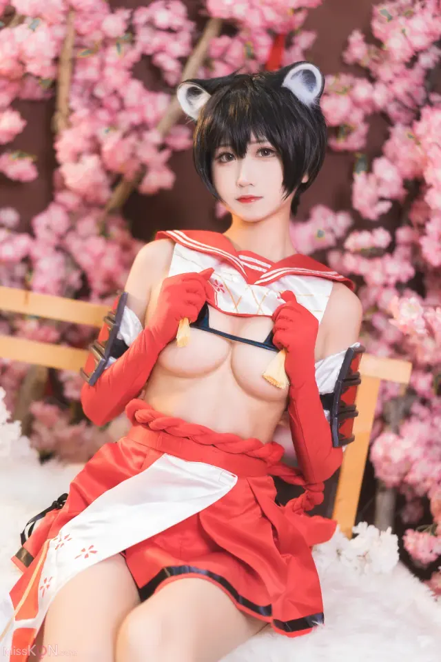 Coser@三度_69: 蔚蓝档案 春日椿 (40 photos)