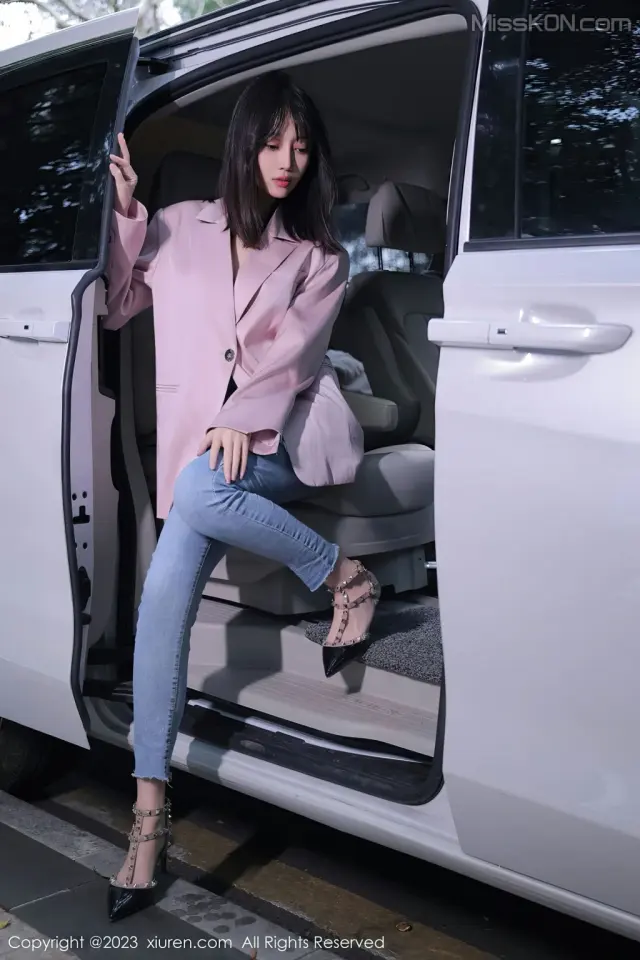 XIUREN No.6355: 玥儿玥er (56 photos)