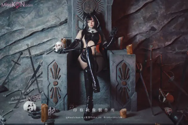 Coser@落落Raku: 莉莉丝 (46 photos)
