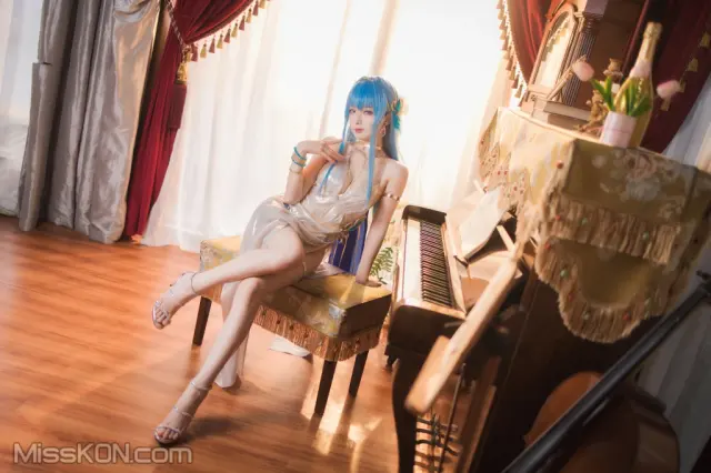 Coser@封疆疆v: NIKKE 胜利女神 海伦娜 (36 photos)