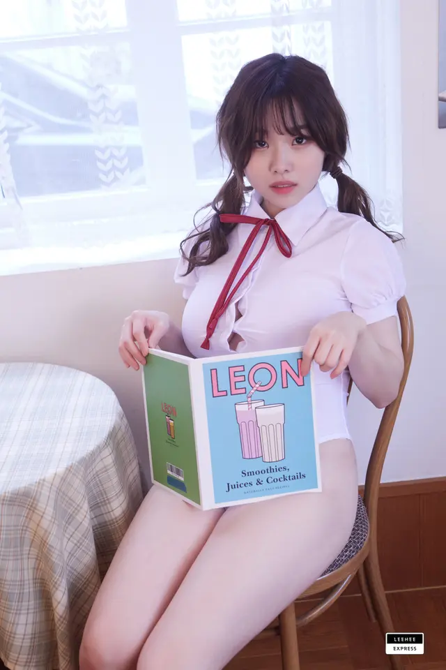 [LEEHEE EXPRESS] LEHF-092 Merry (43 photos)