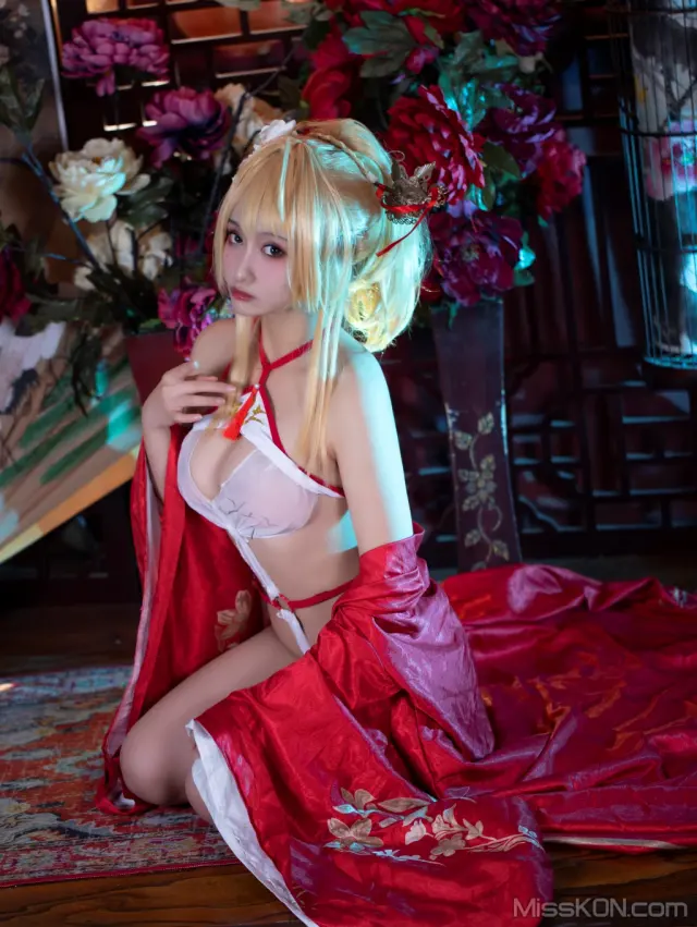 Coser@洛璃LoLiSAMA: 光荣凉夜香雪 (36 photos)