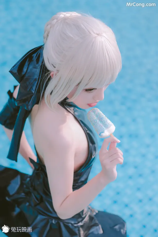 Cosplay@兔玩映画: Vol.012 小性感 (37 photos)