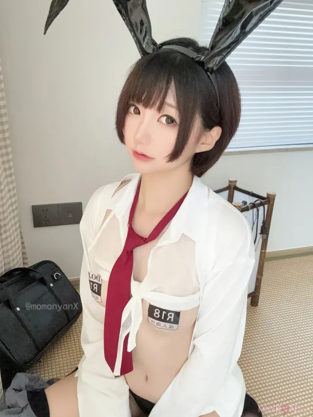 Coser@NAGISA魔物喵: [Fantia]バニーJK (41 photos)